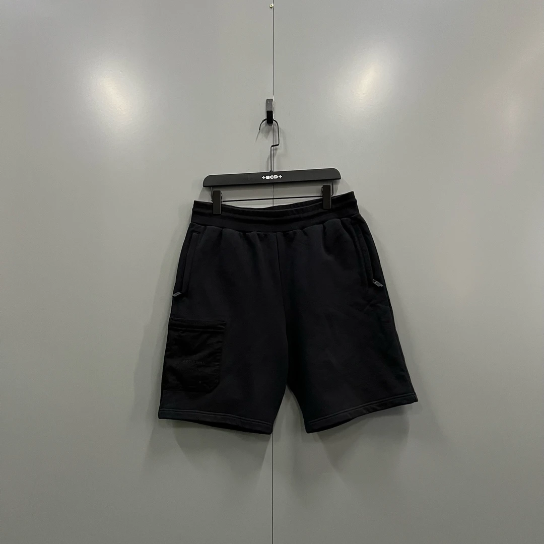 95新 maje jp915 103030 ACW 黑色短裤 L码