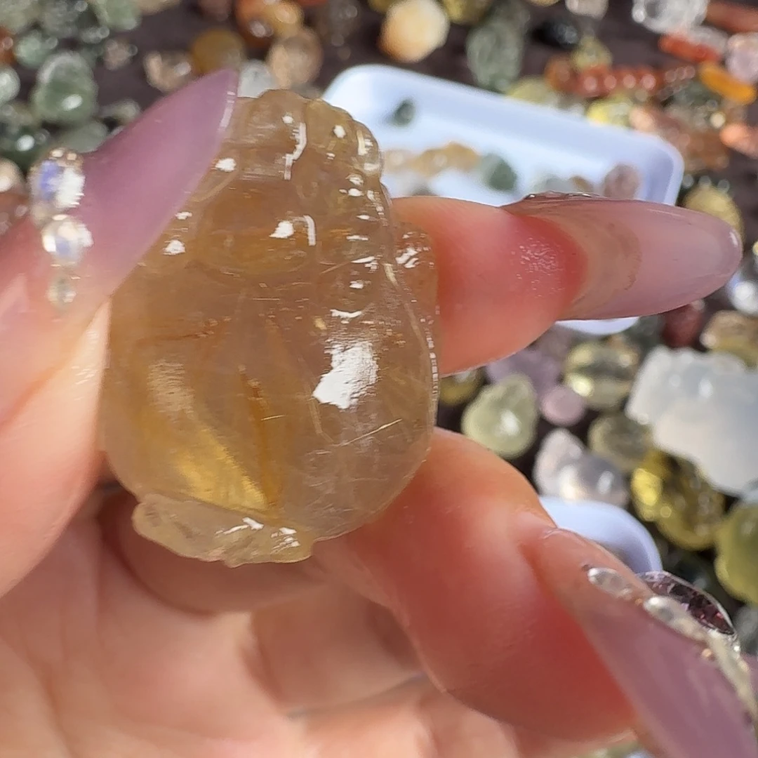 佳***恩未镶嵌手链水晶钛晶