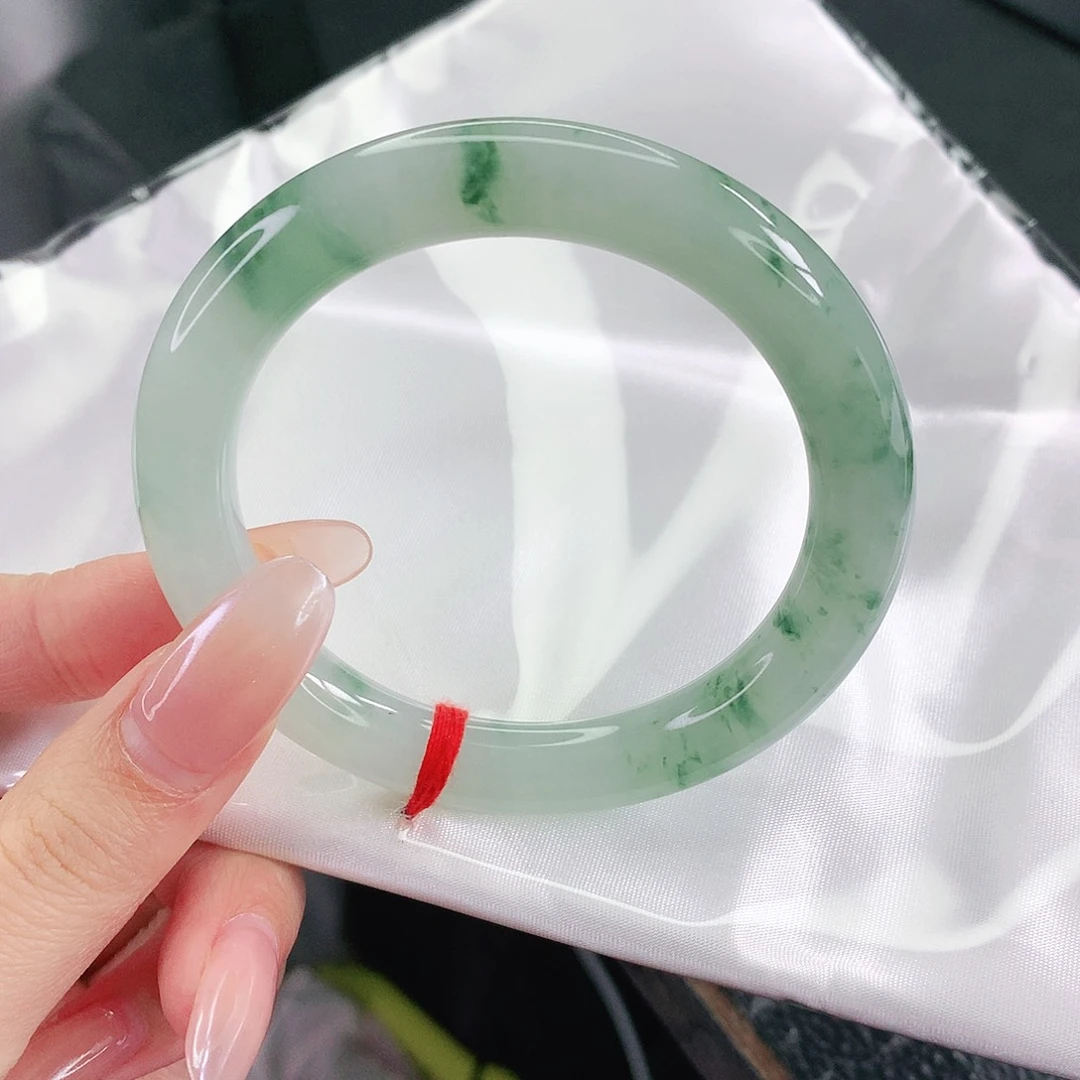 未镶嵌手镯翡翠53圈