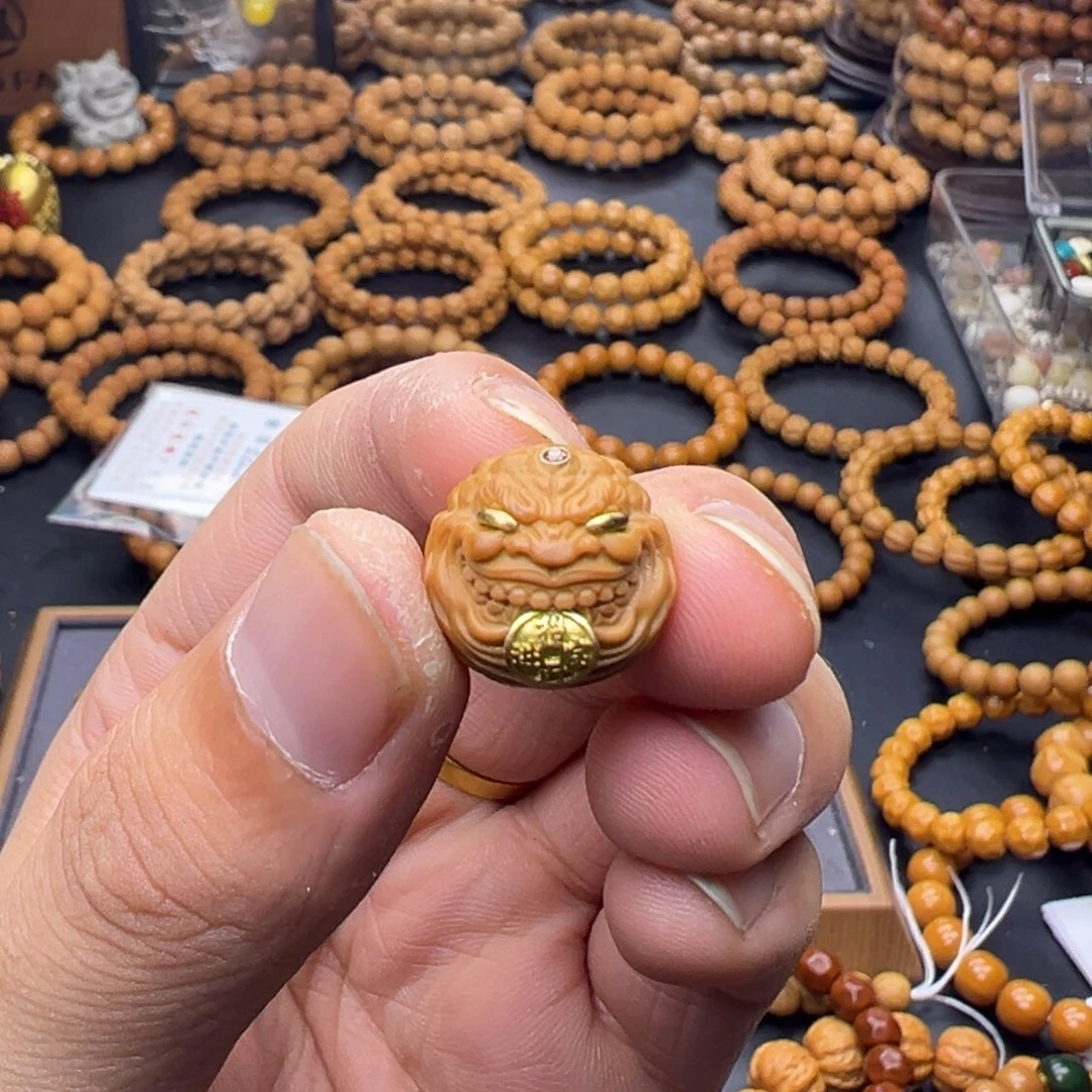 赵***。猴头核桃手串招财进宝