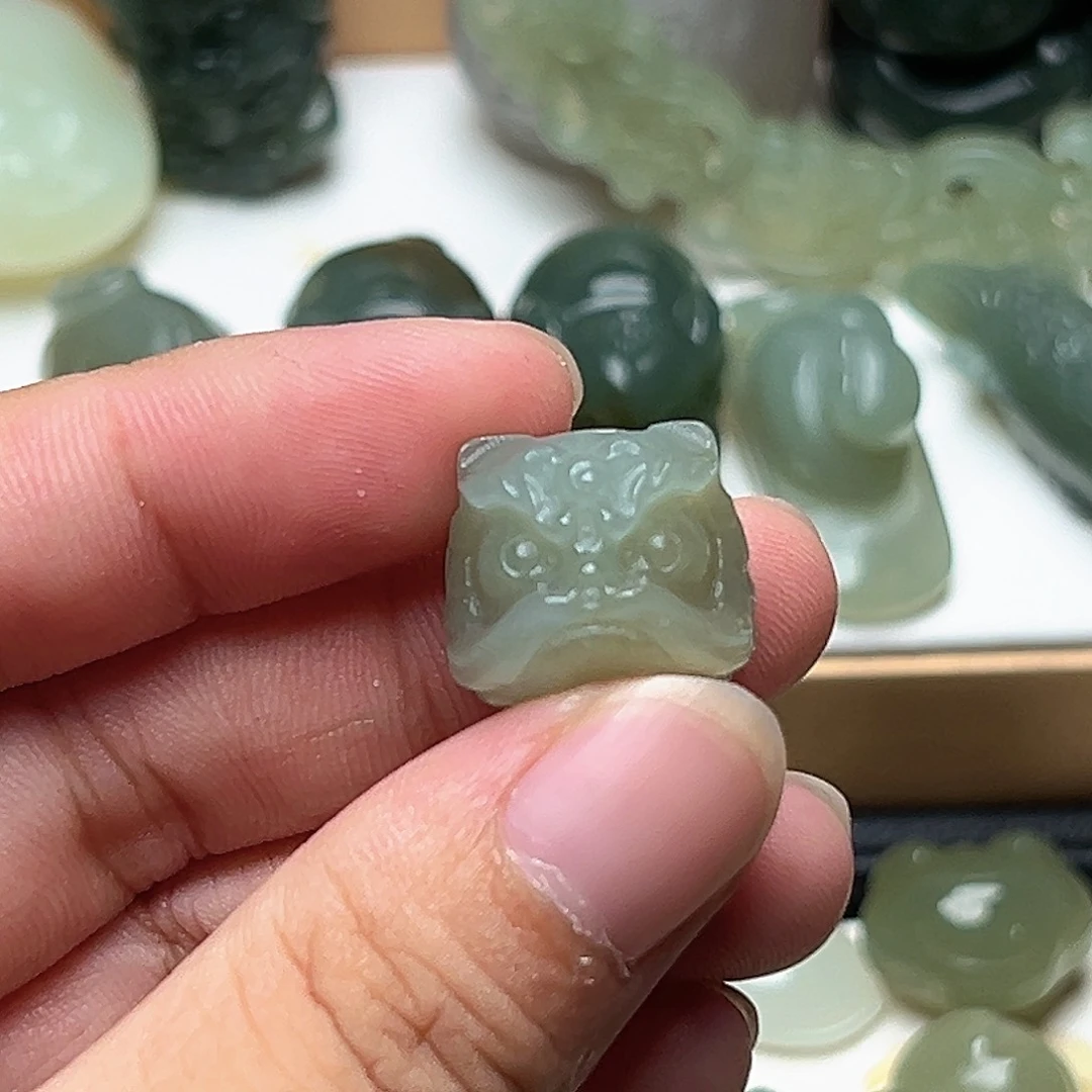 5***6和田玉未镶嵌颈饰