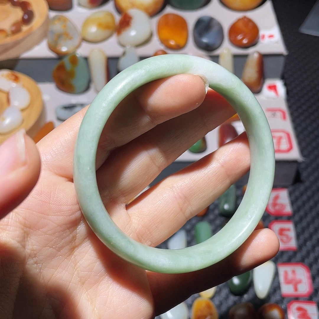 和田玉未镶嵌项圈