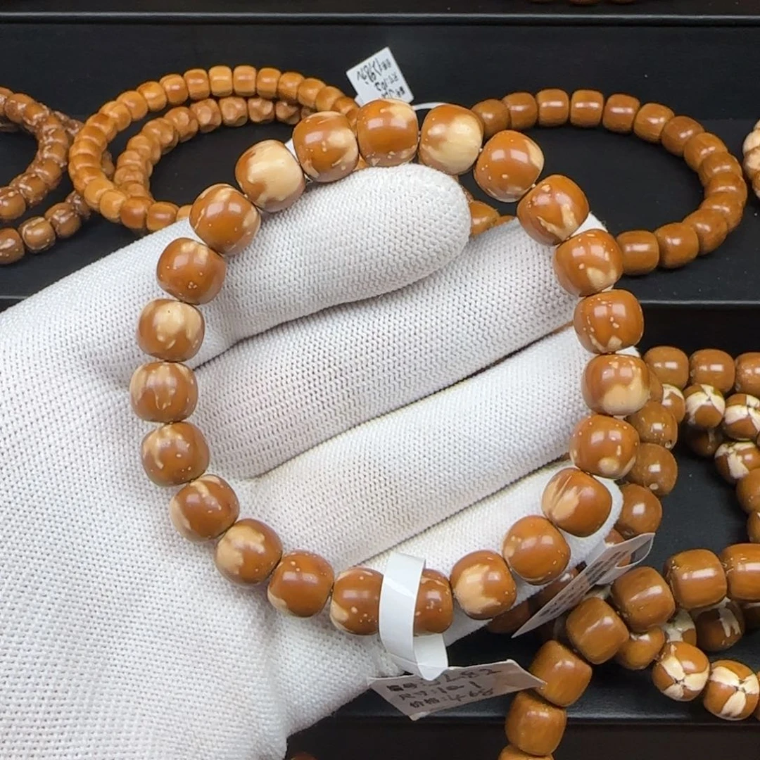 K***~紫金鼠手串10mm实心老型jl82