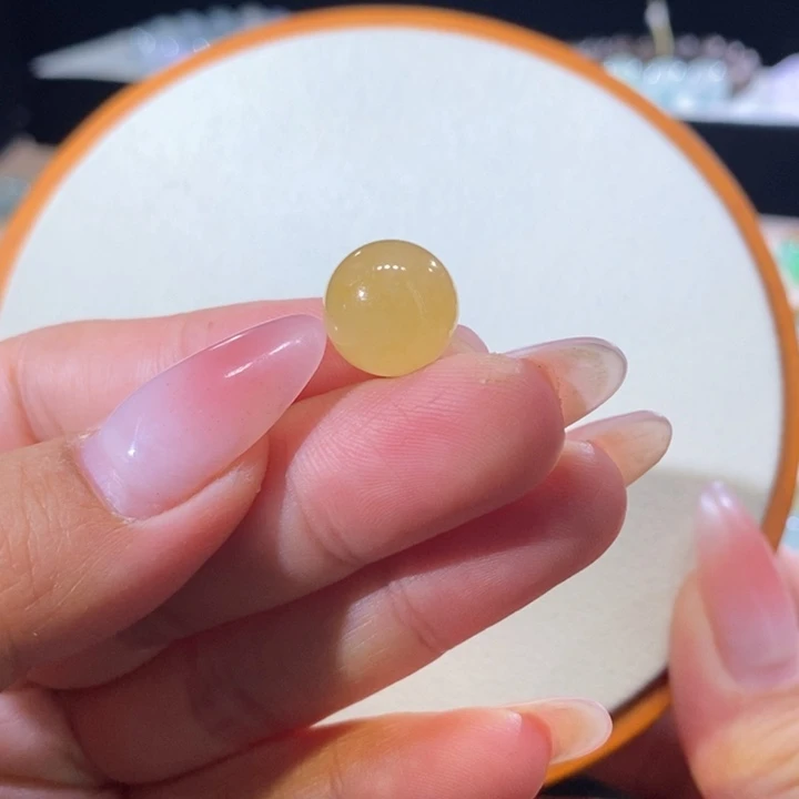 翡翠未镶嵌颈饰翡翠冰黄翡珠卡12.4m