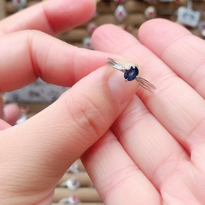 蓝宝石戒指银S925镶嵌