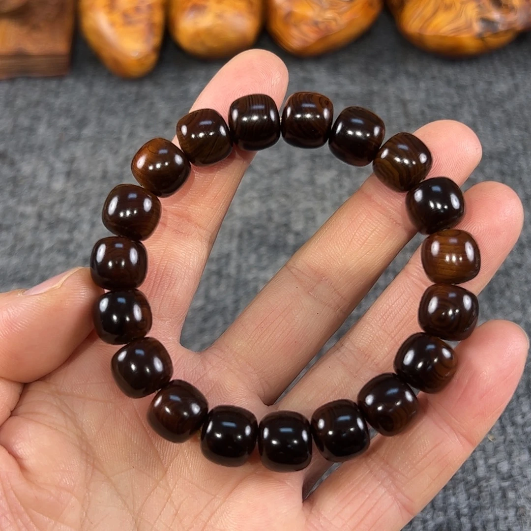 柏木太行崖柏崖窝（天品）11/12国工，黑金刚舍利骨
