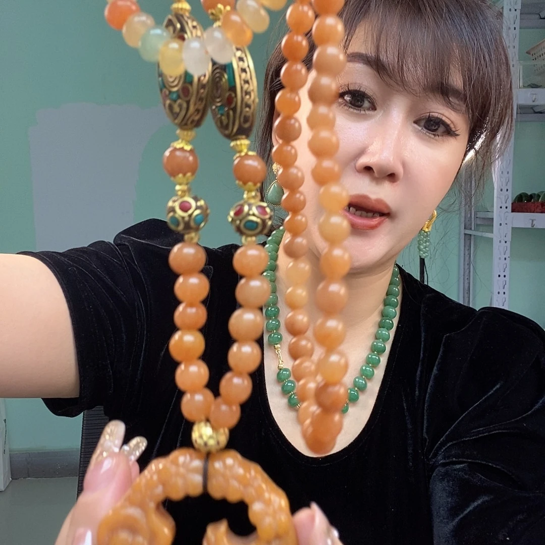 未镶嵌手镯石英质玉