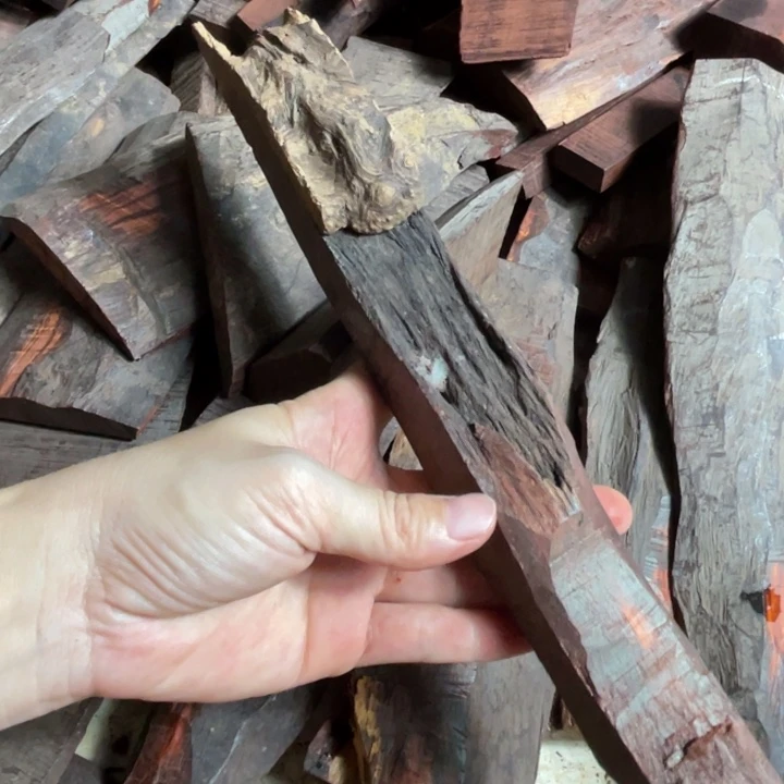 圆***圆檀香紫檀（小叶紫檀）