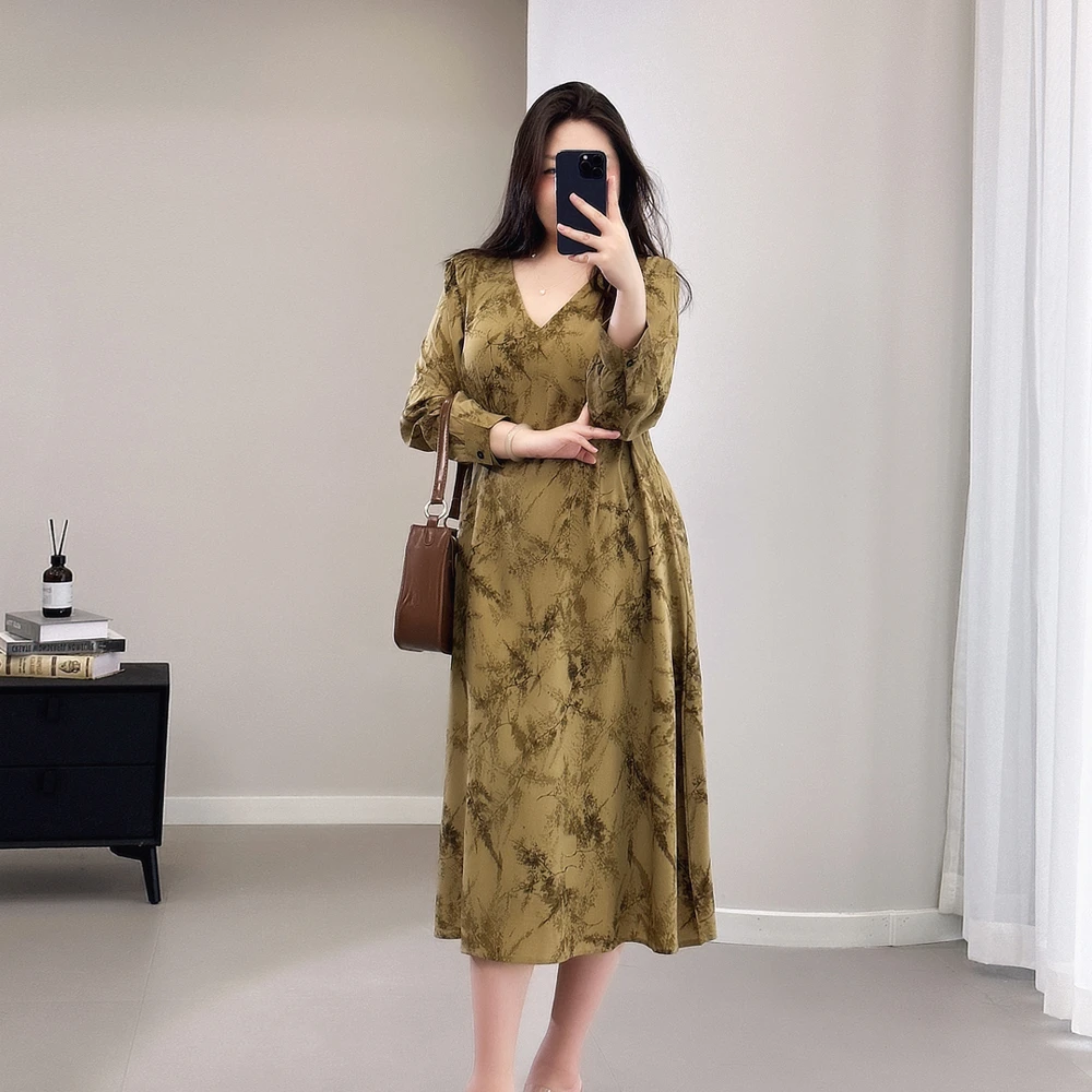 大码女装300斤胖MM时尚气质国风水墨画印花V领长袖连衣裙66606