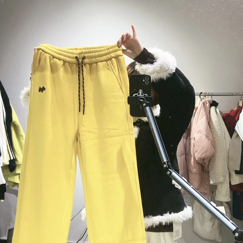 【闪购商品】黄色裤子