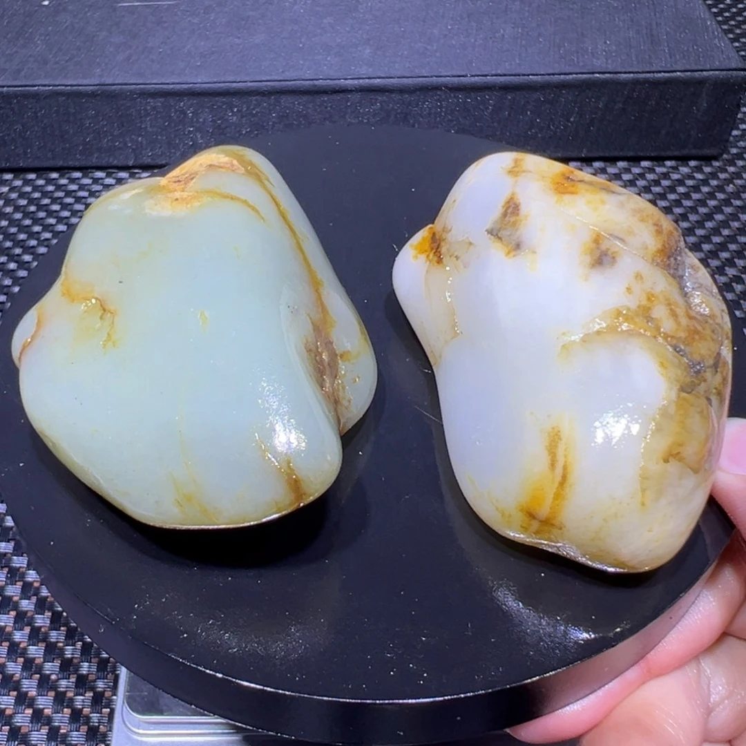 吊坠(不含链)未镶嵌和田玉（子料）253-60