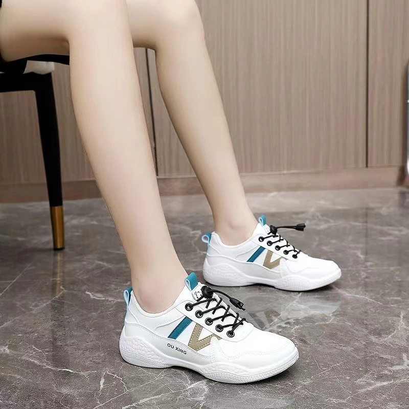 秋冬学生休闲小白鞋板鞋HY113