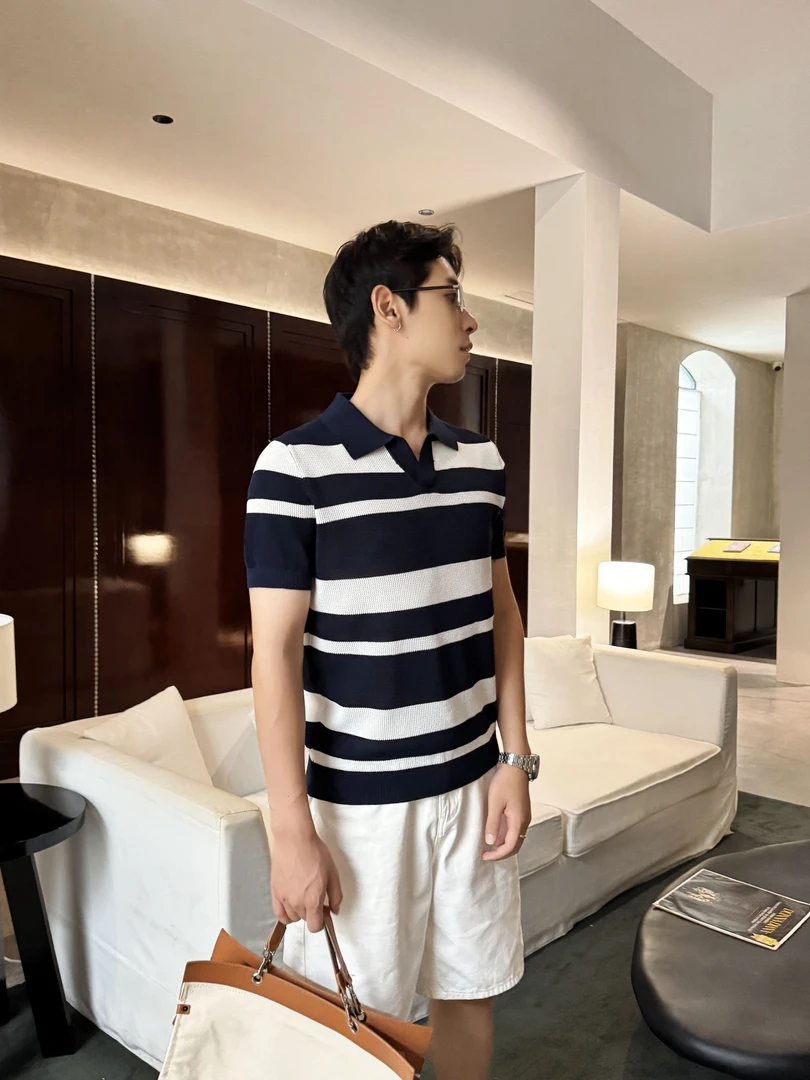 『时夏有风 冰爽镂空』冰爽丝混纺海鸥领经典复古条纹拼色针织衫0