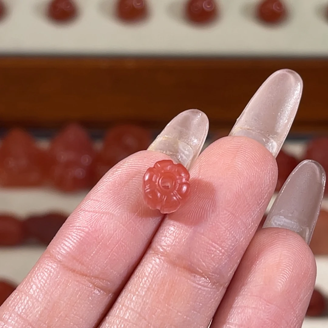 南红玛瑙未镶嵌格桑花 7x5.3mm不换退