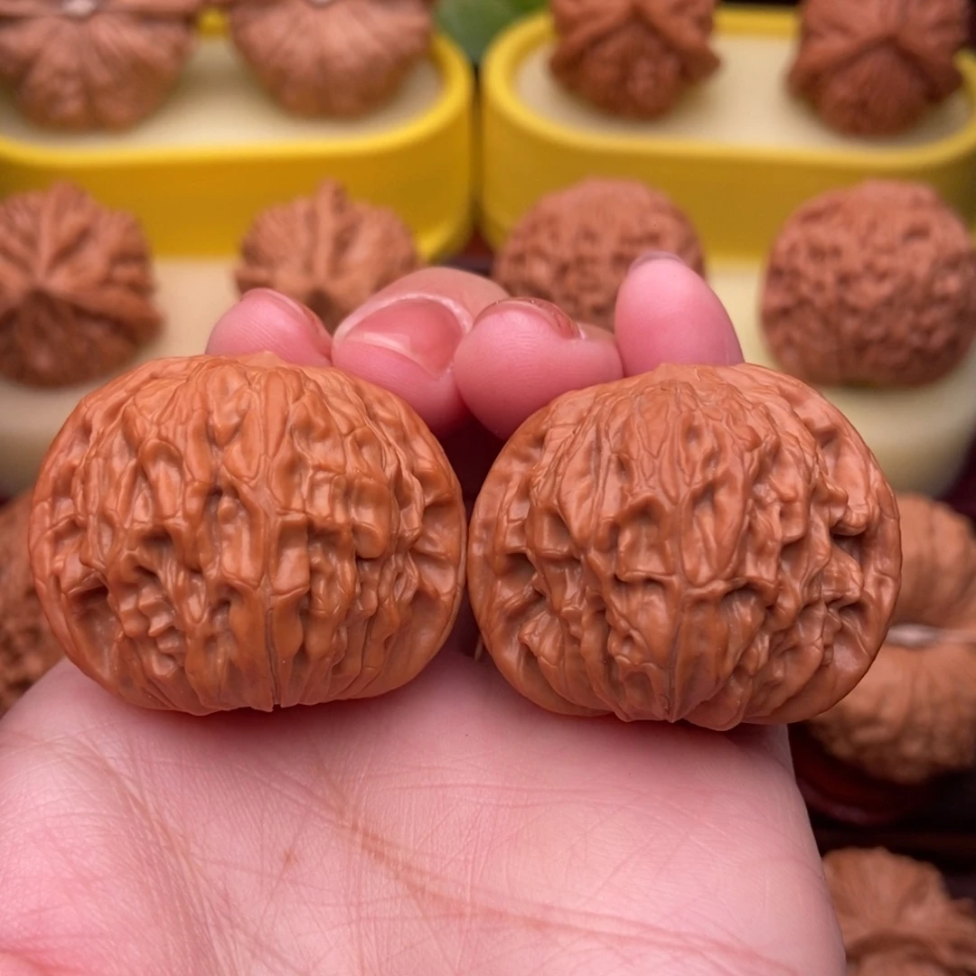 把件文玩核桃精品红皮山地磨盘36