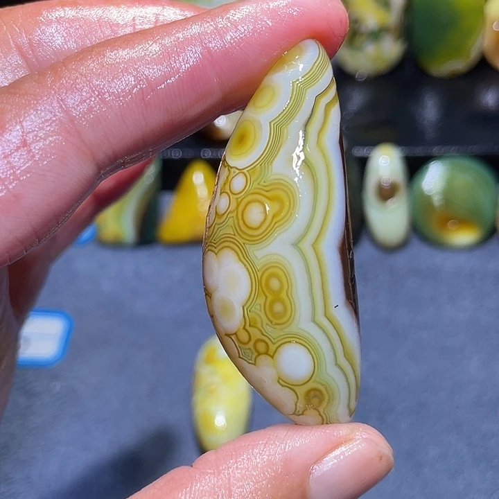 未镶嵌玛瑙/玉髓珠宝奇石