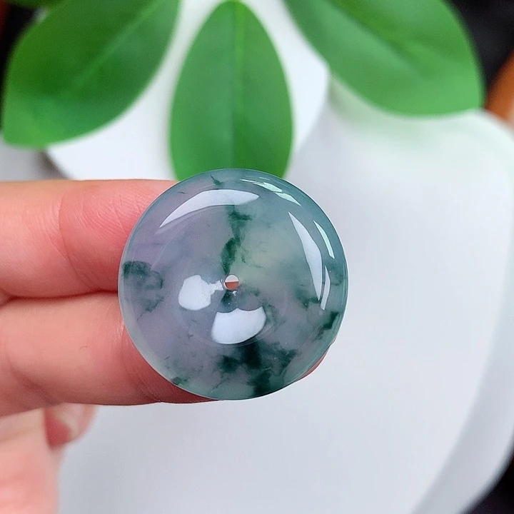 颈饰未镶嵌翡翠平安扣 24.3x6.4mm