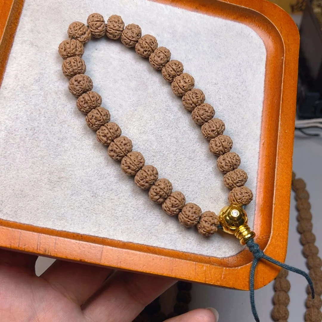 金刚菩提手串凹底梅花