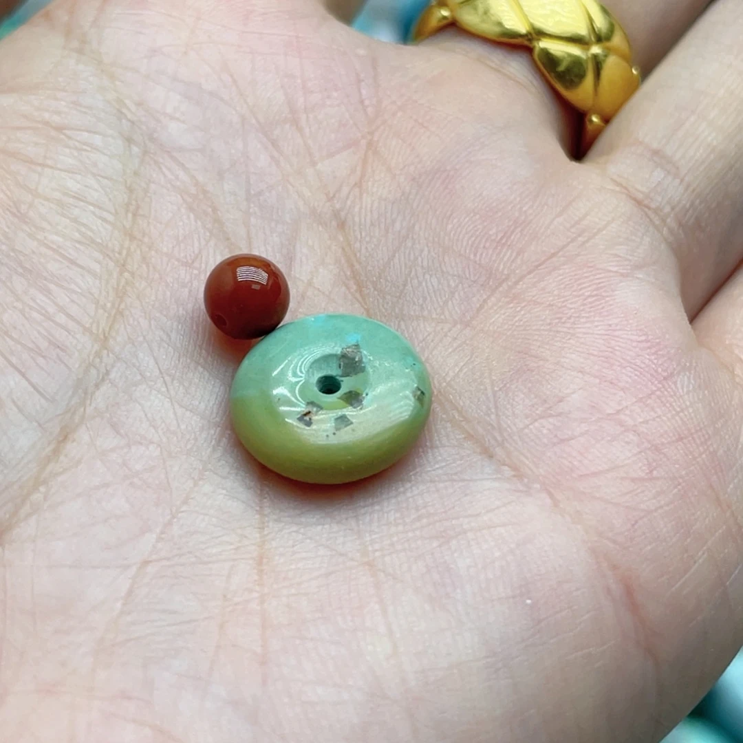 未镶嵌南红玛瑙珠宝奇石