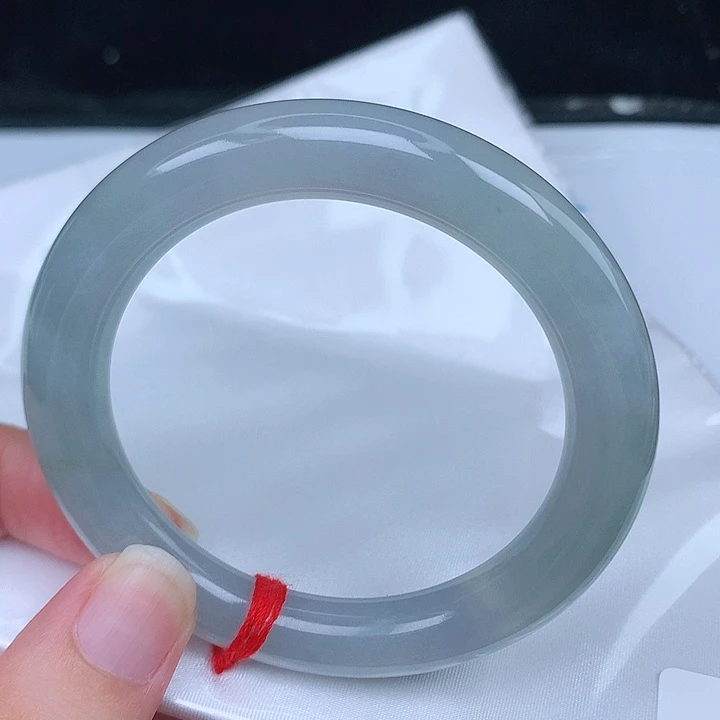 翡翠手镯（圆镯）未镶嵌天然