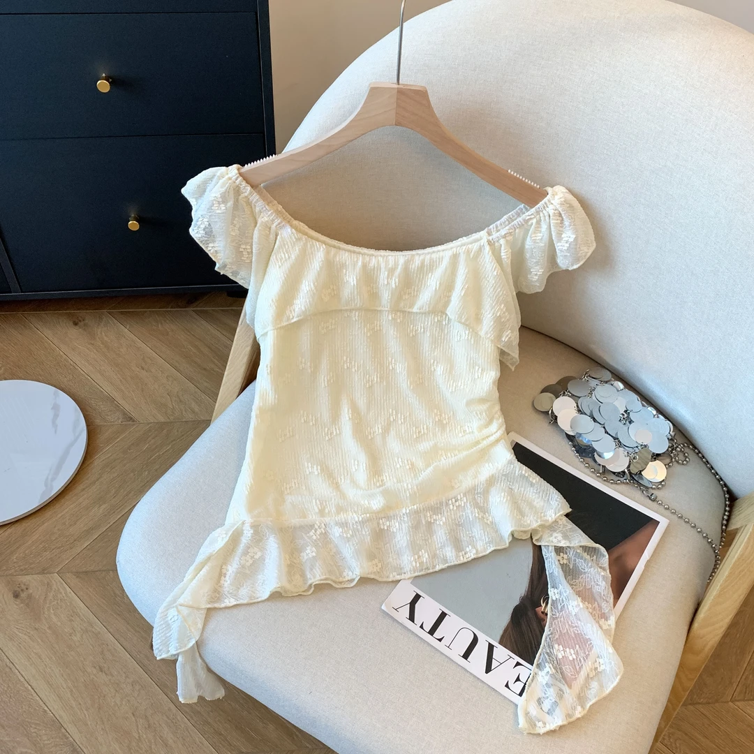 法式一字肩蕾丝无袖衬衫女夏季新款修身别致不规则荷叶边小衫上衣