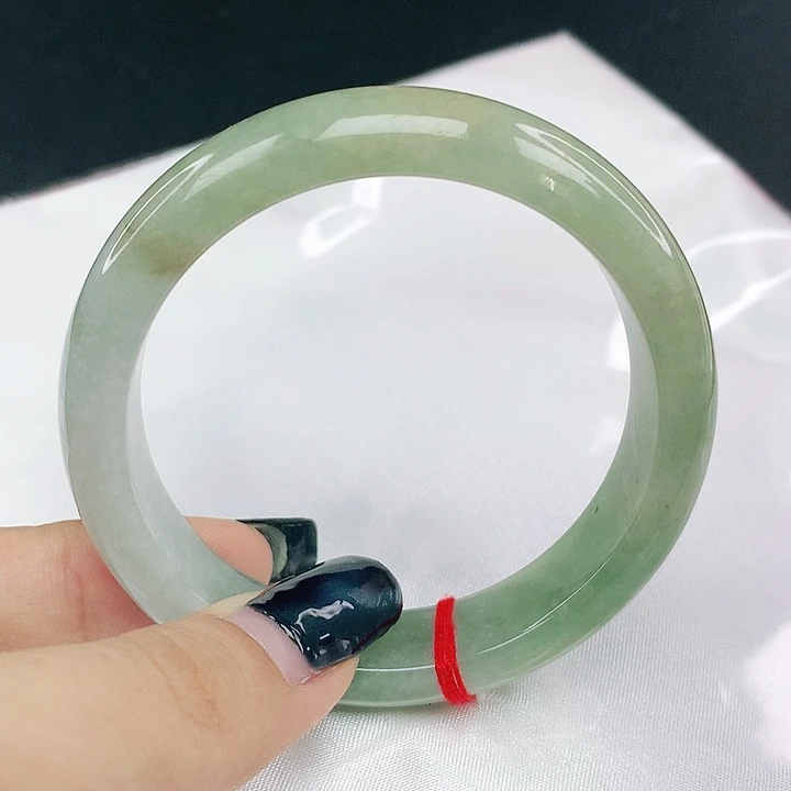 翡翠手镯未镶嵌圈53.5，2042