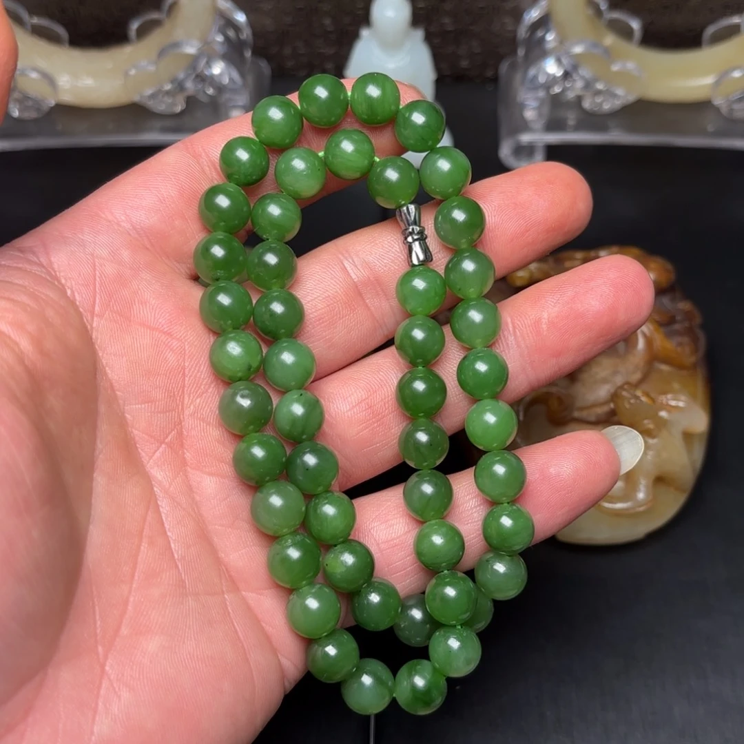 和田玉吊坠(不含链)未镶嵌笑***。