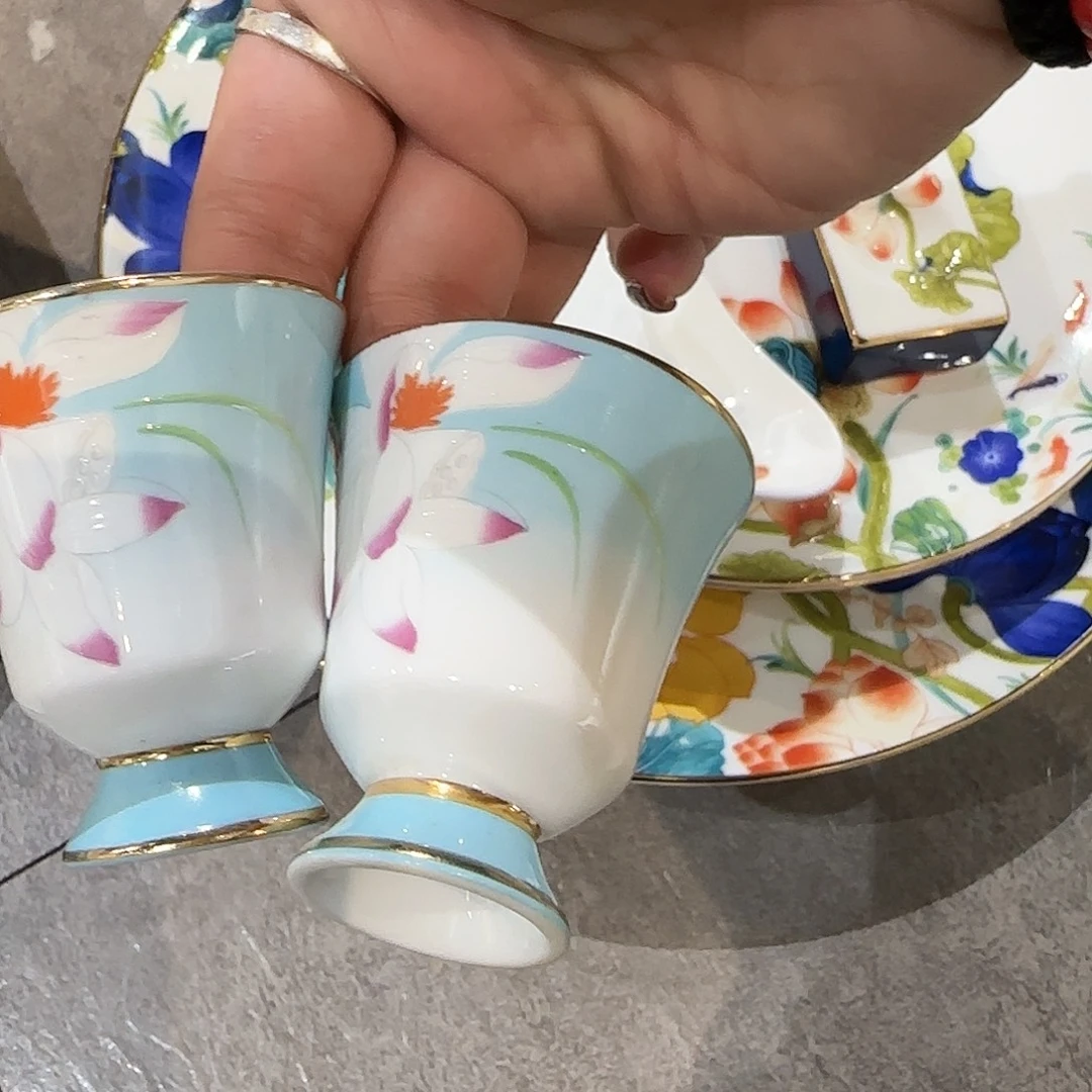 骨瓷珐琅彩工艺制作