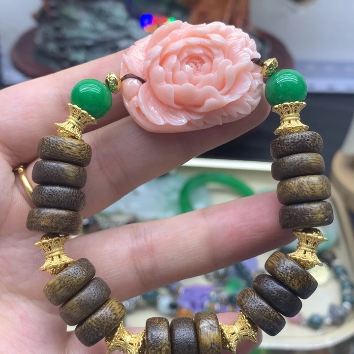 玛瑙/玉髓颈饰合金吊坠