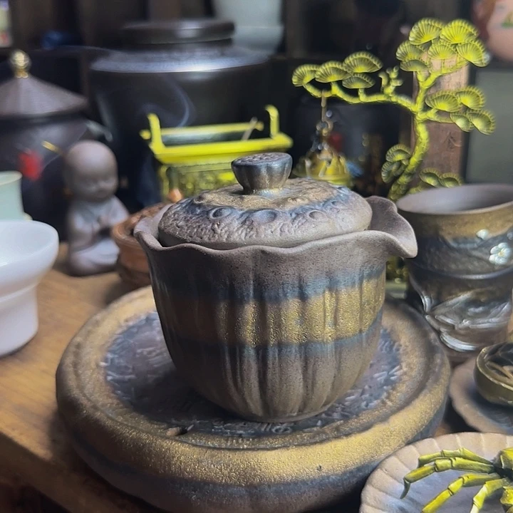 原矿老岩泥莲蓬手抓宝瓶开播福利