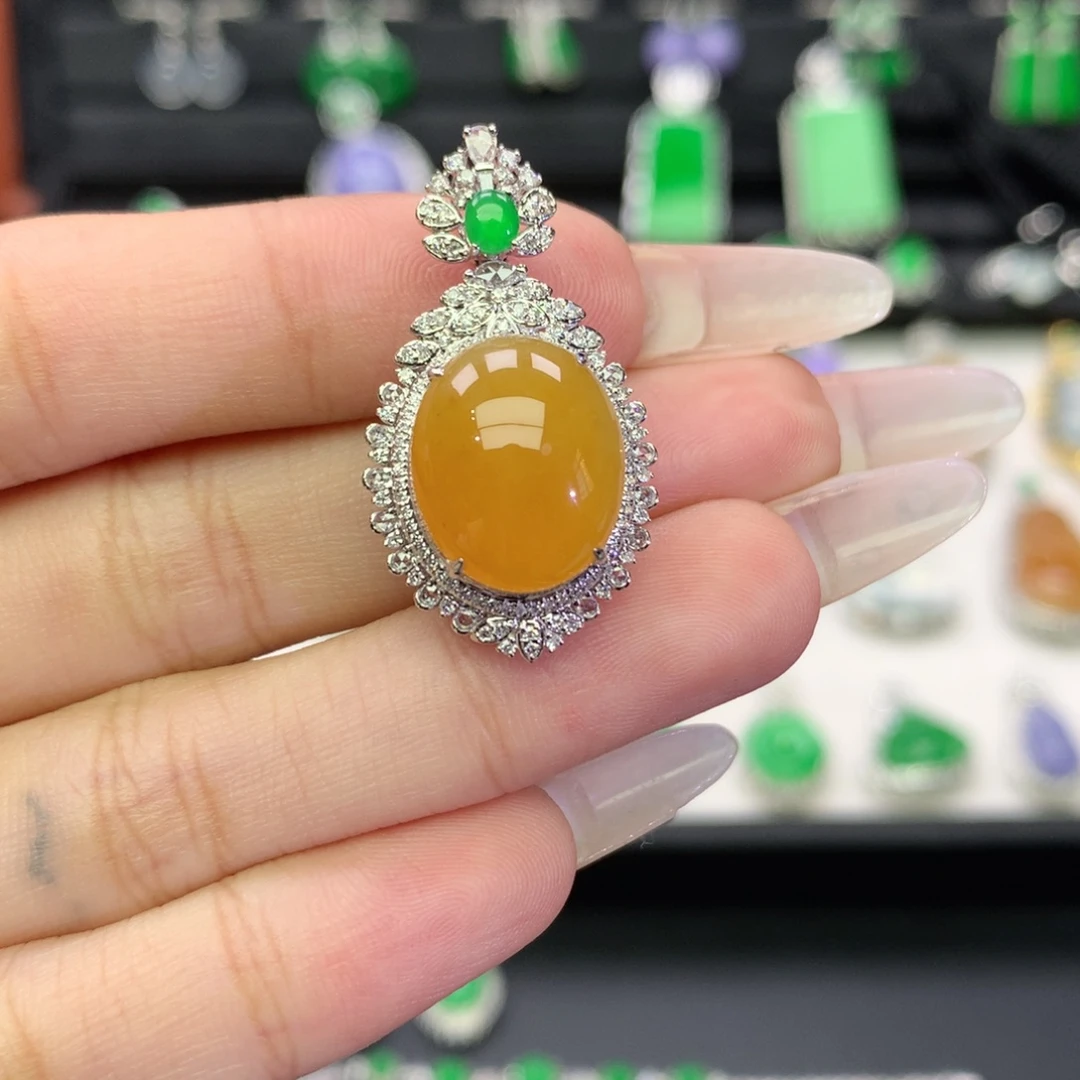 翡翠18K金镶嵌吊坠(不含链)