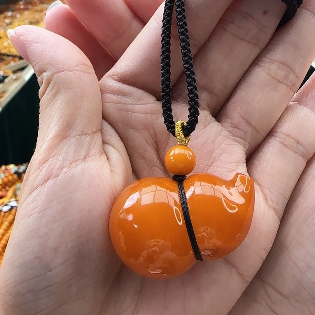 琥珀颈饰未镶嵌吊坠