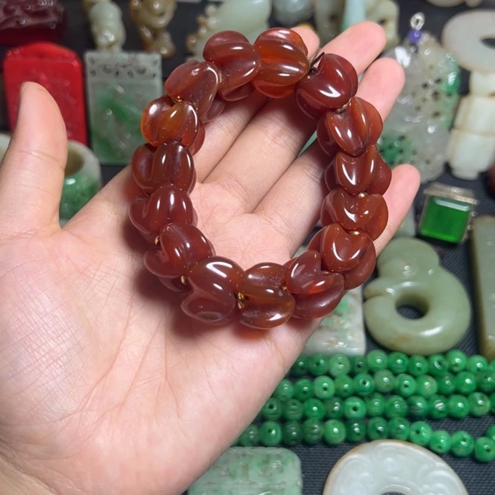 吊坠滴血莲花菩提