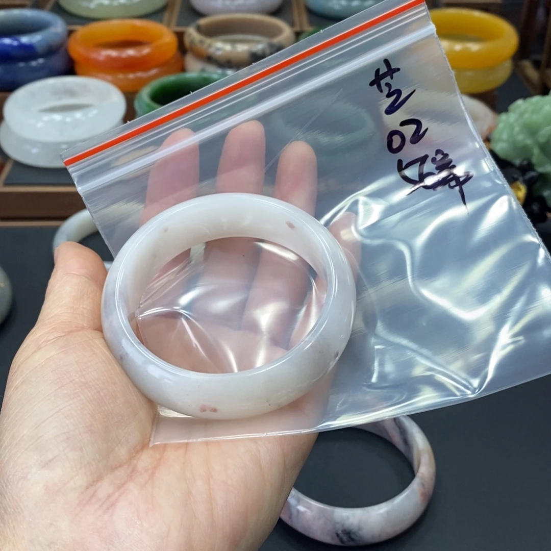 芝***～未镶嵌吊坠石英质玉