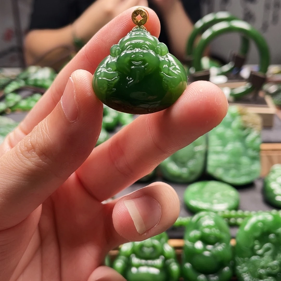 和田玉（碧玉）18K金镶嵌颈饰