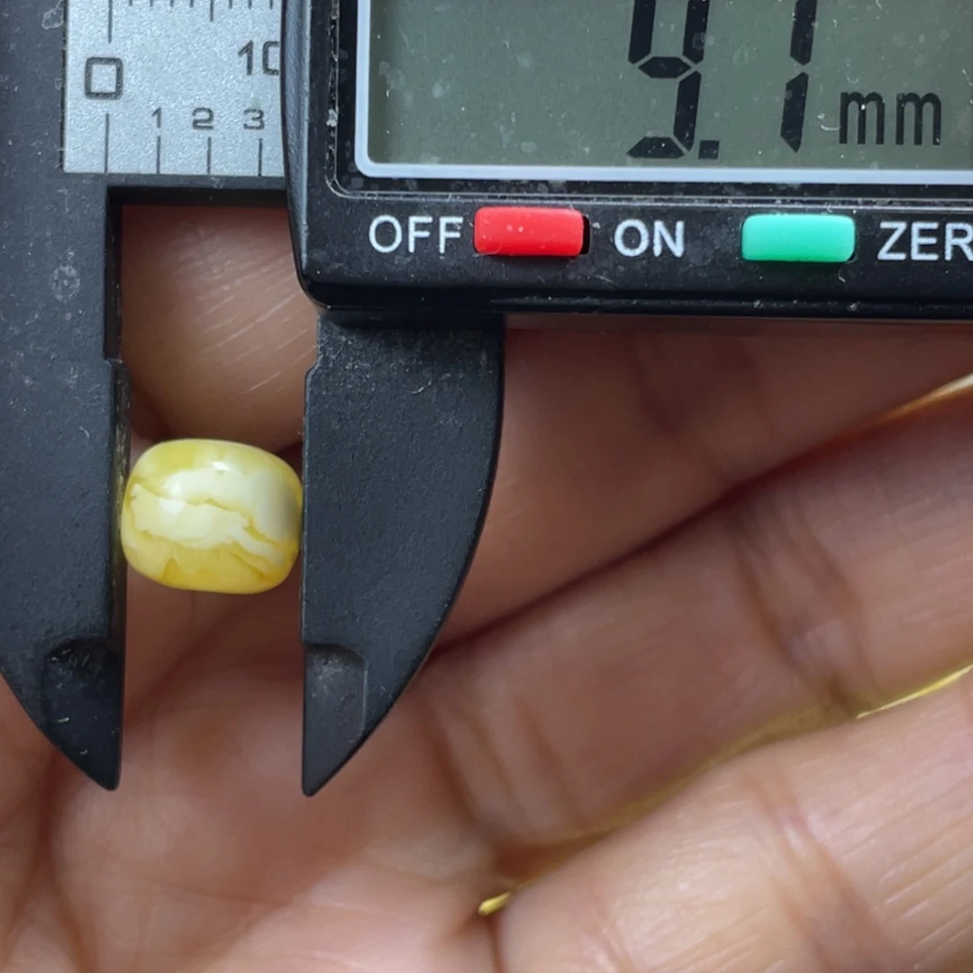 【闪购商品】裸石蜜蜡未镶嵌大****丶38