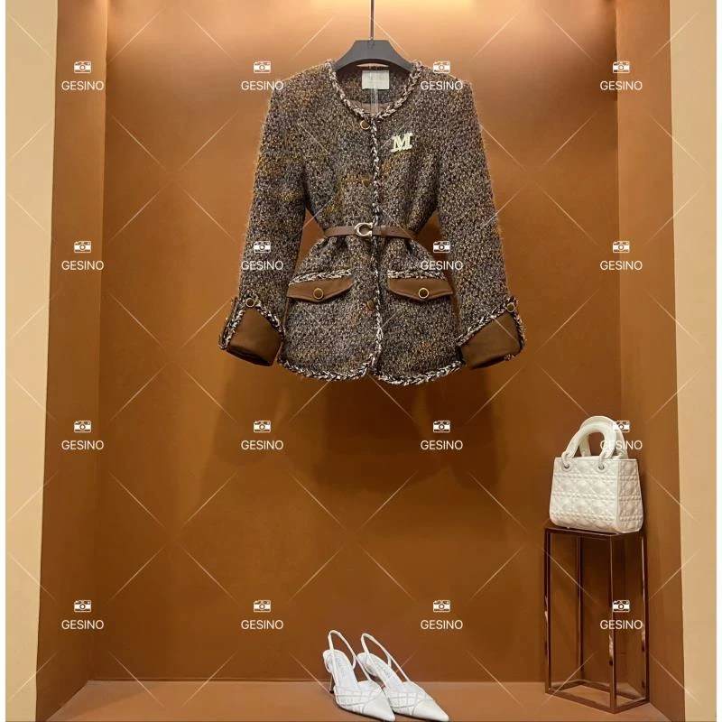 【悠悠】秋冬气质小香风时尚设计师中长款外套 QD-2025336