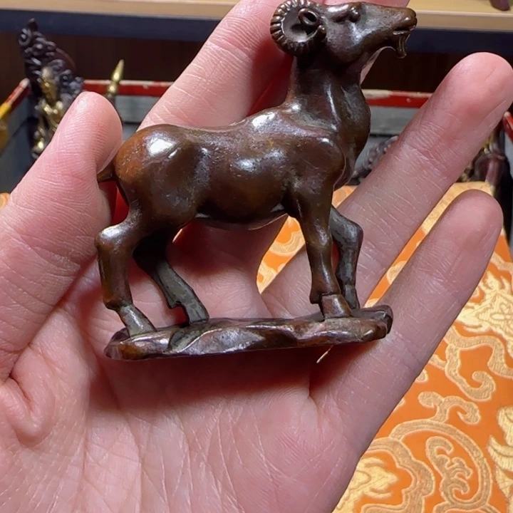 铜器把玩摆件链接
