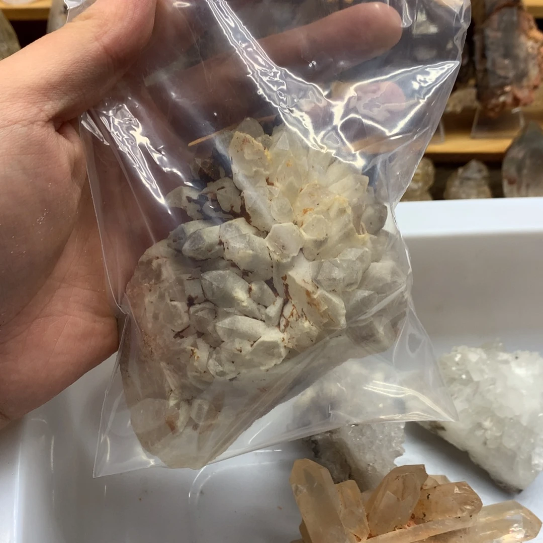 雄***鹰珠宝半成品水晶未镶嵌
