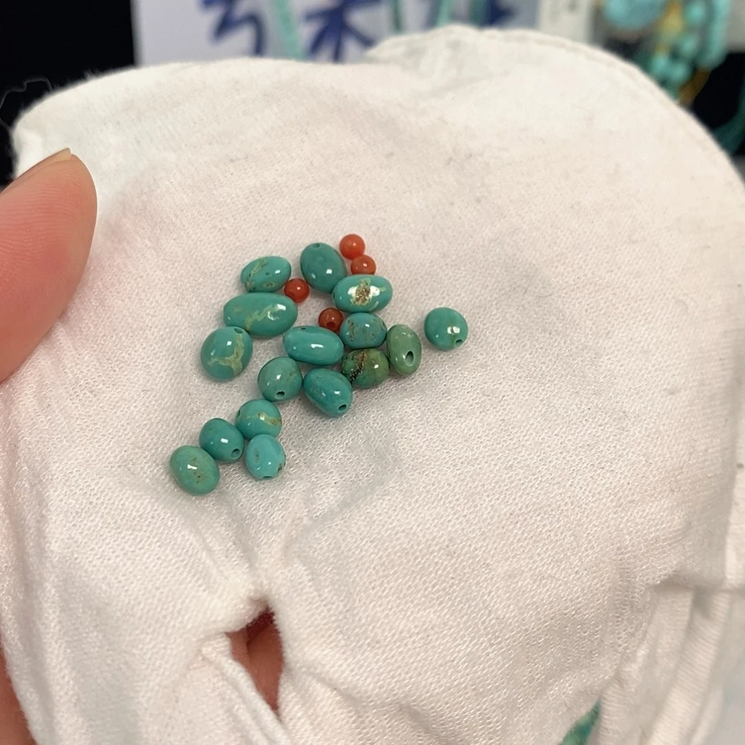 南红玛瑙未镶嵌珠宝奇石