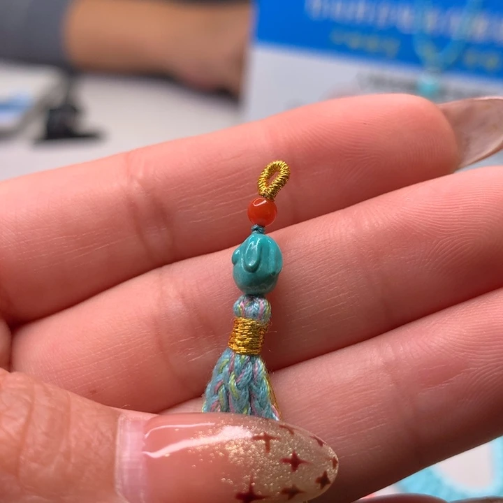 绿松石配饰未镶嵌