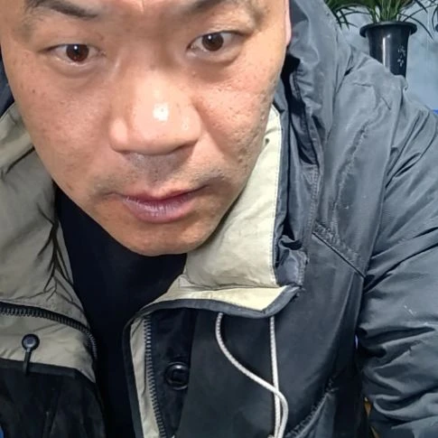 全部花苞春兰宋梅，四大名兰之首，浓香型。