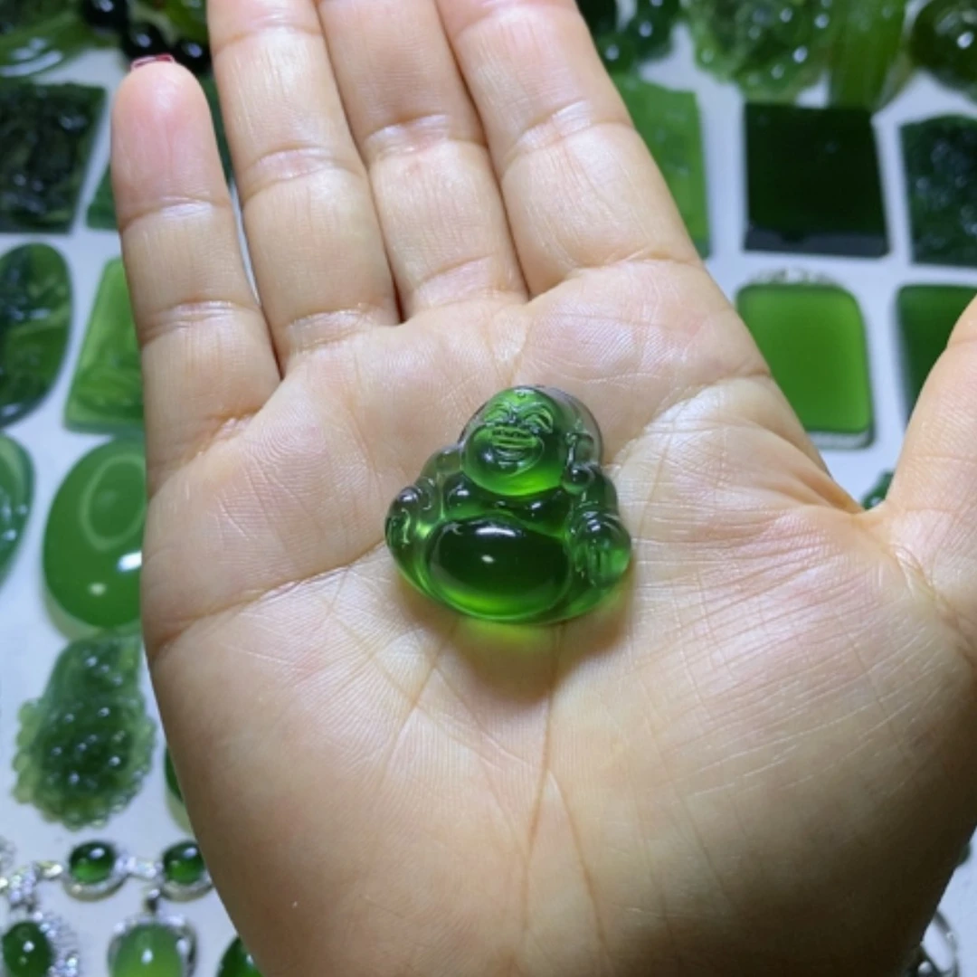 【闪购商品】蛇纹石玉颈饰未镶嵌