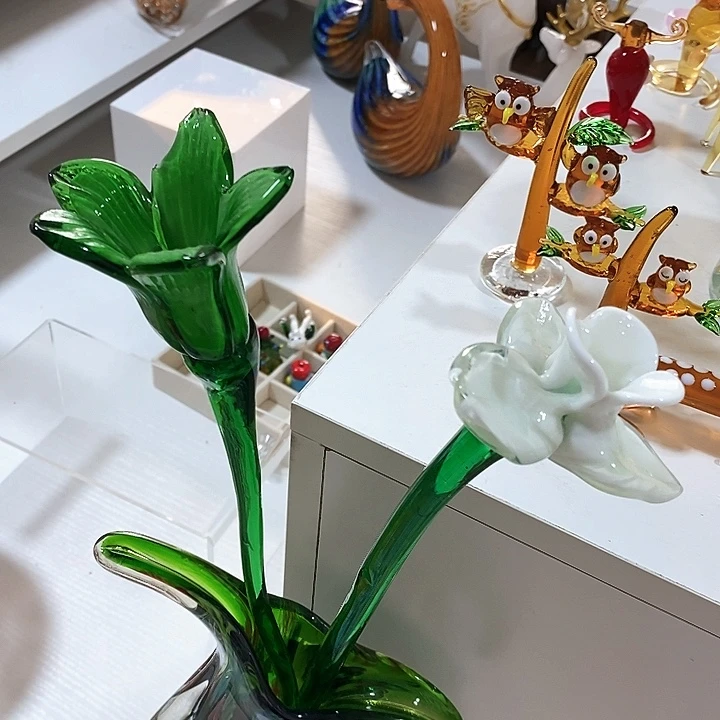 百合花高40厘米宽5厘米