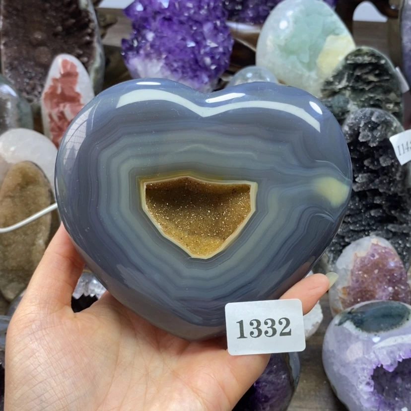 【闪购商品】未镶嵌大型摆件（非配饰）紫晶