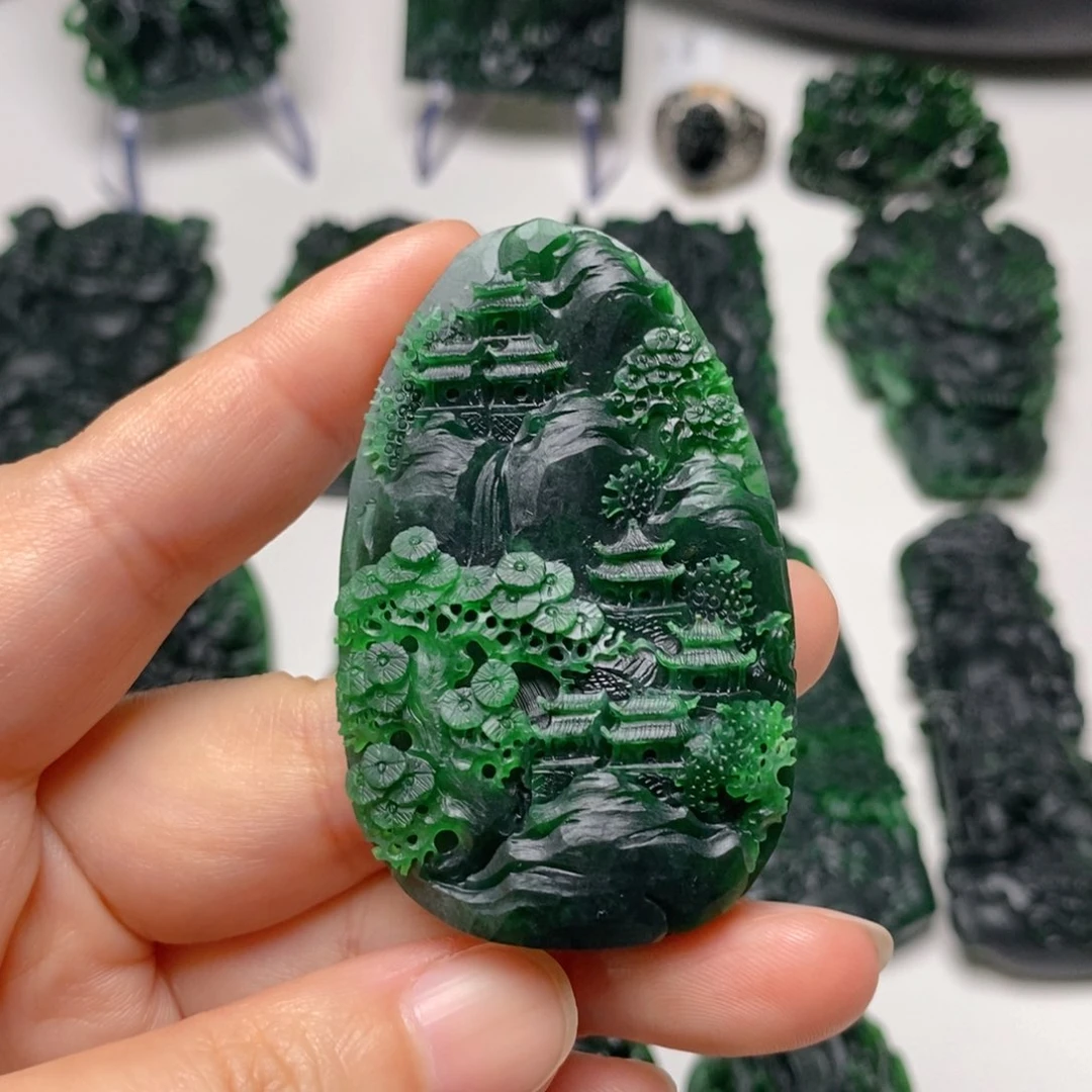 定制翡翠未镶嵌山水