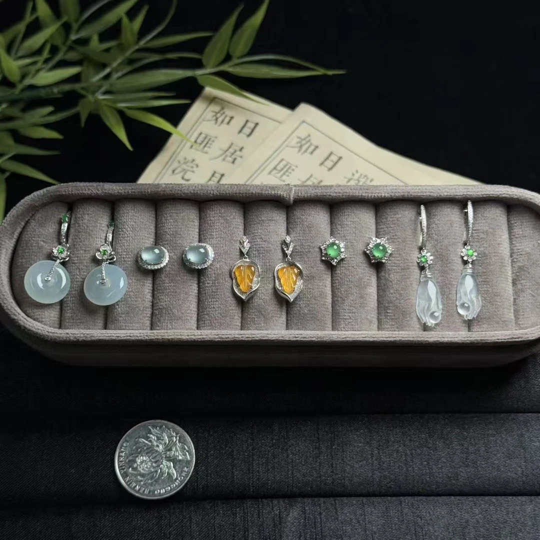 思懿珠宝 18K翡翠耳钉-5800-1-XMG-多样性发一