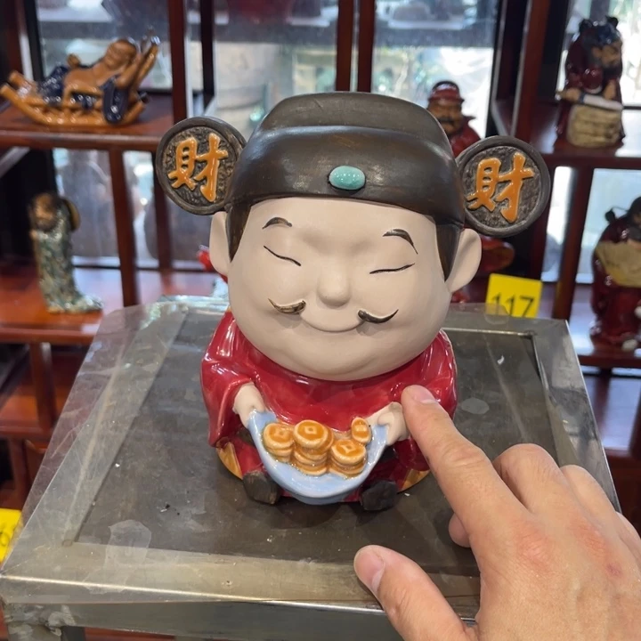 石湾公仔衬托盆景