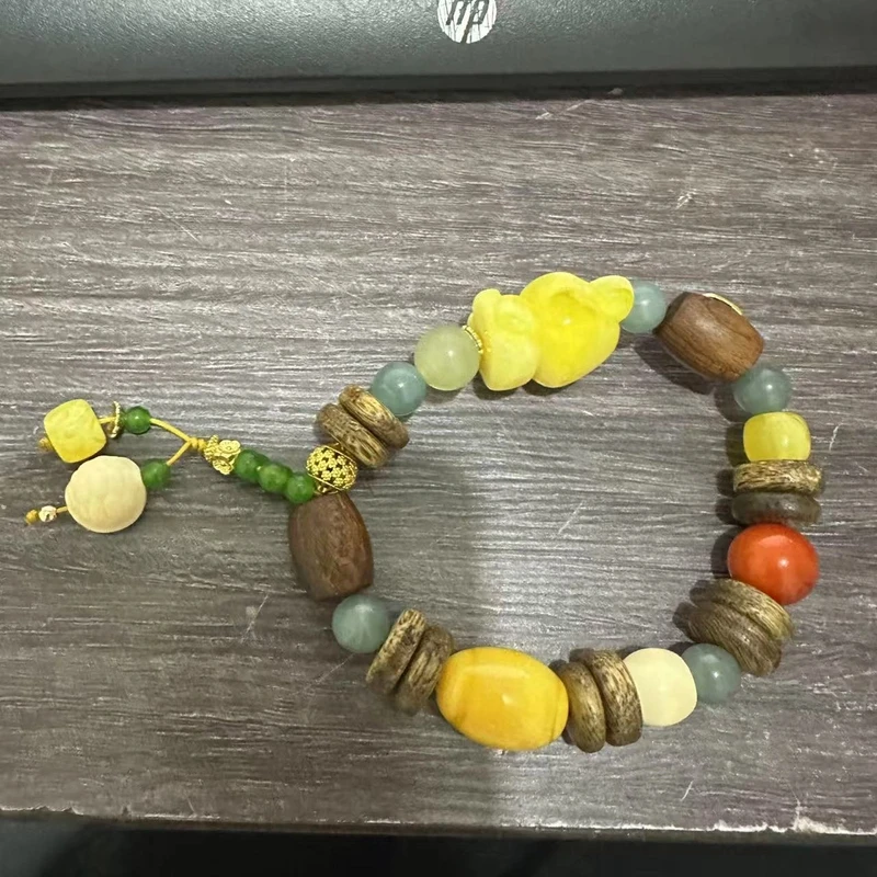 时尚百搭蜜蜡手串S249