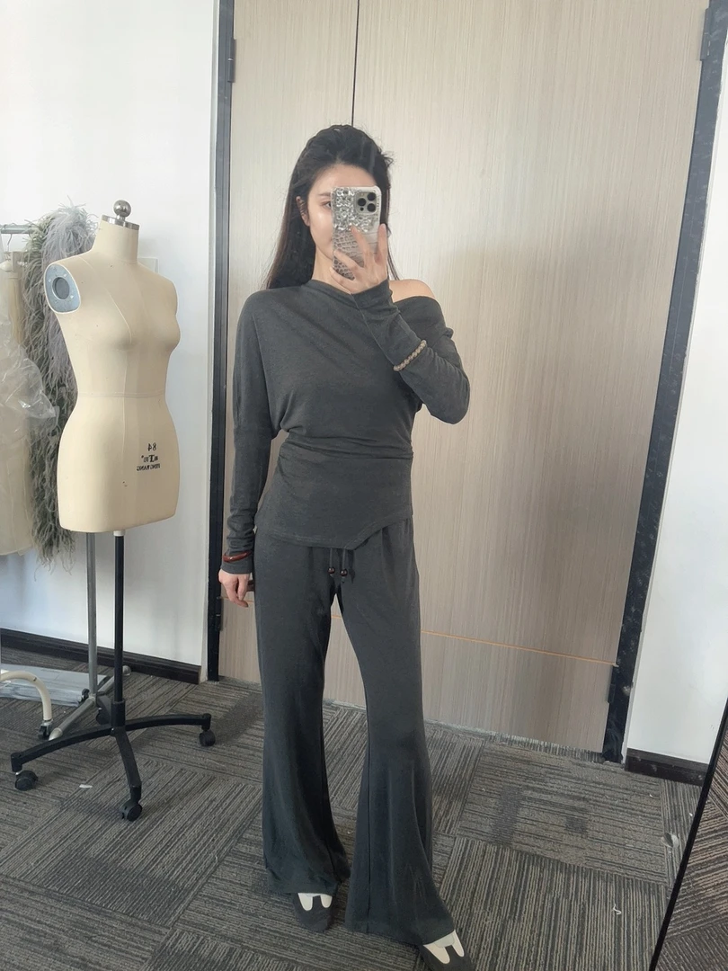 08ZLeays林小允【里费小岛-套装】露肩斜肩设计感显瘦不规则T恤-219